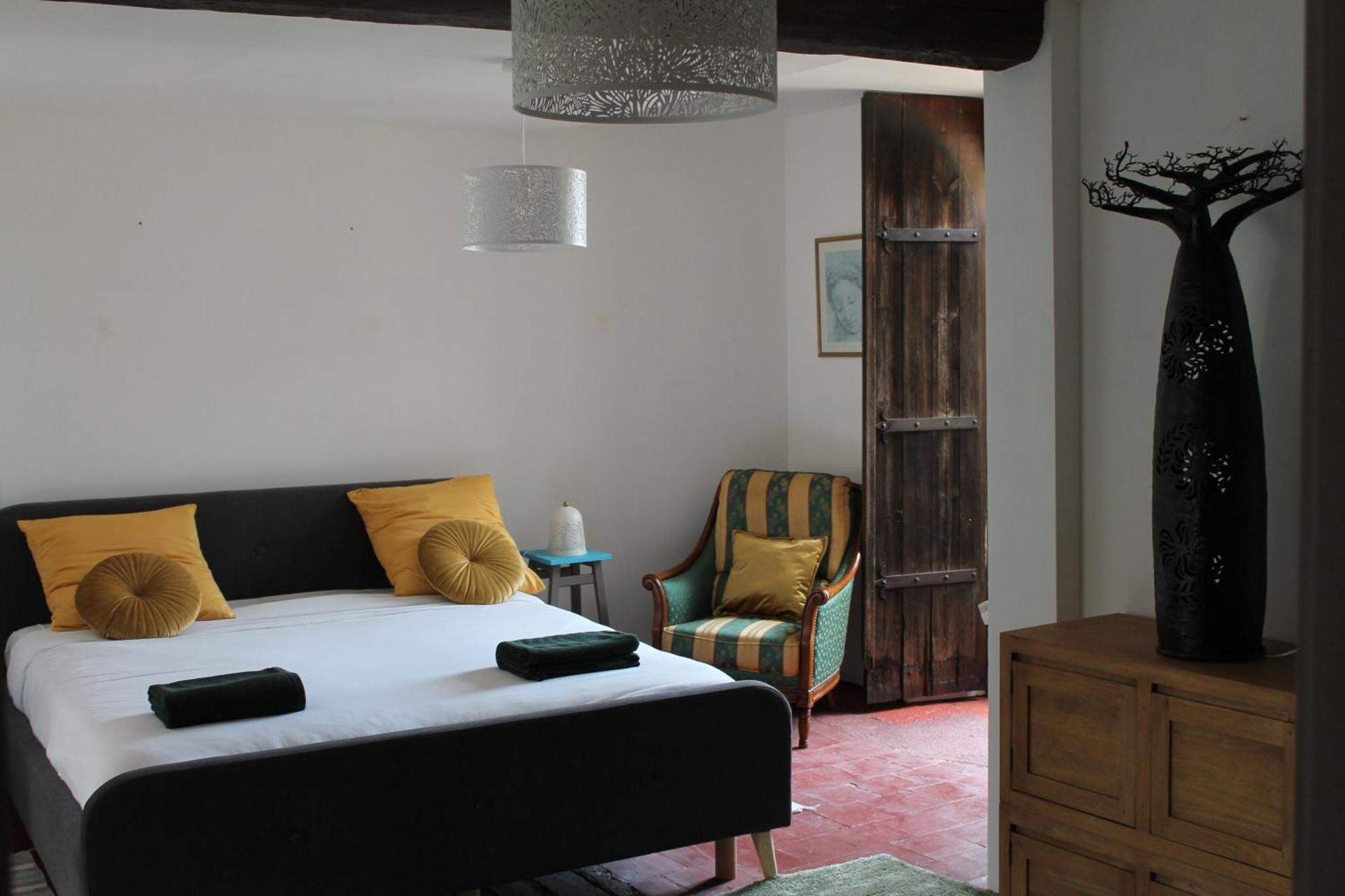 Les 2 Droles D'Oiseaux Bed & Breakfast Luc-sur-Orbieu ภายนอก รูปภาพ