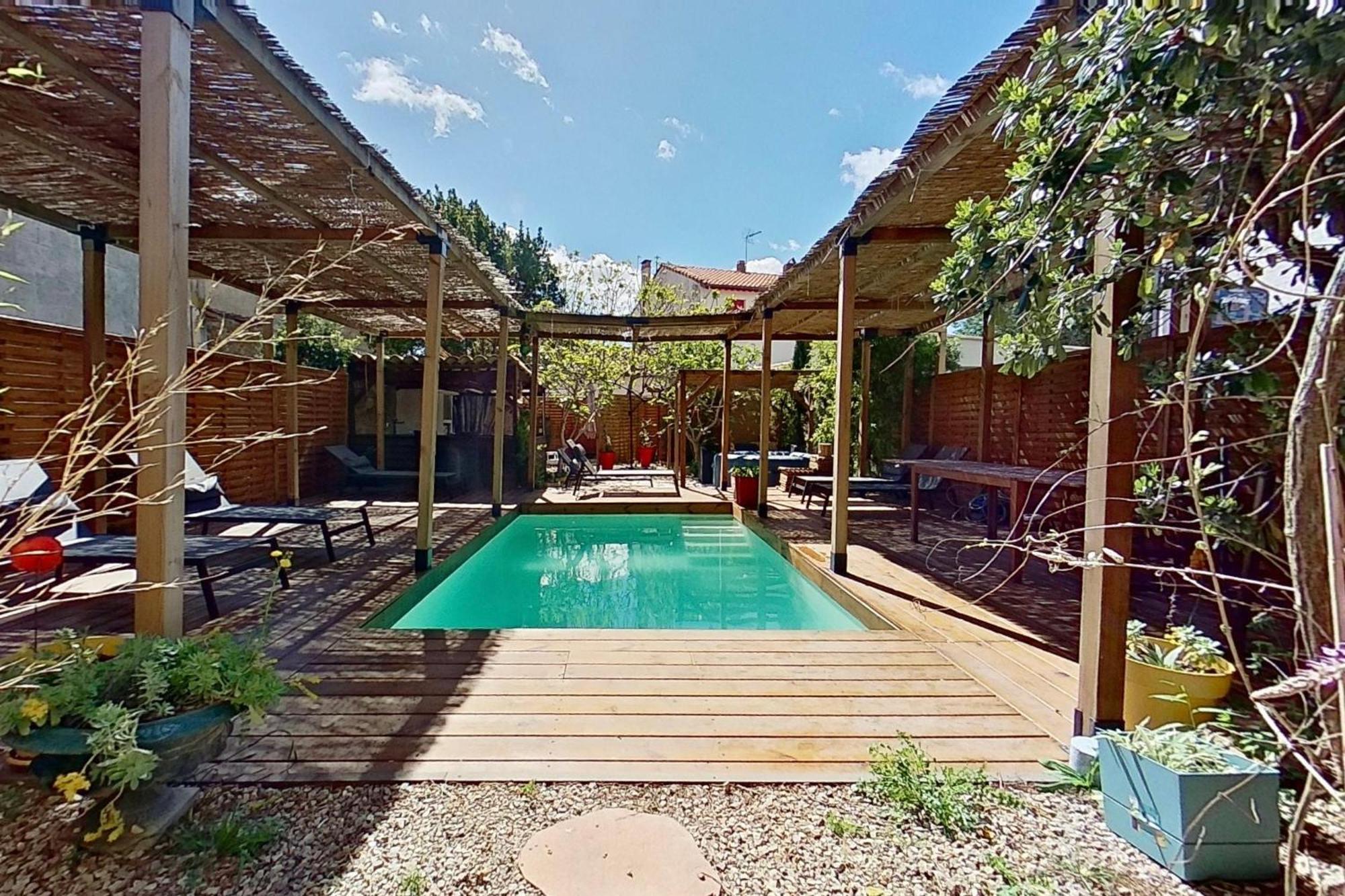 Les 2 Droles D'Oiseaux Bed & Breakfast Luc-sur-Orbieu ภายนอก รูปภาพ