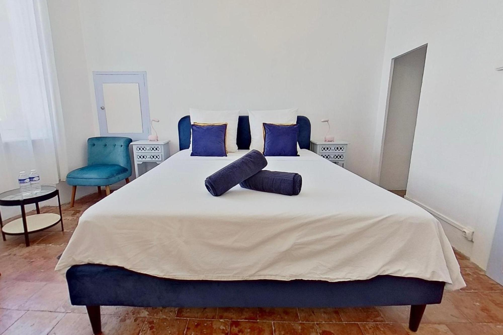 Les 2 Droles D'Oiseaux Bed & Breakfast Luc-sur-Orbieu ภายนอก รูปภาพ