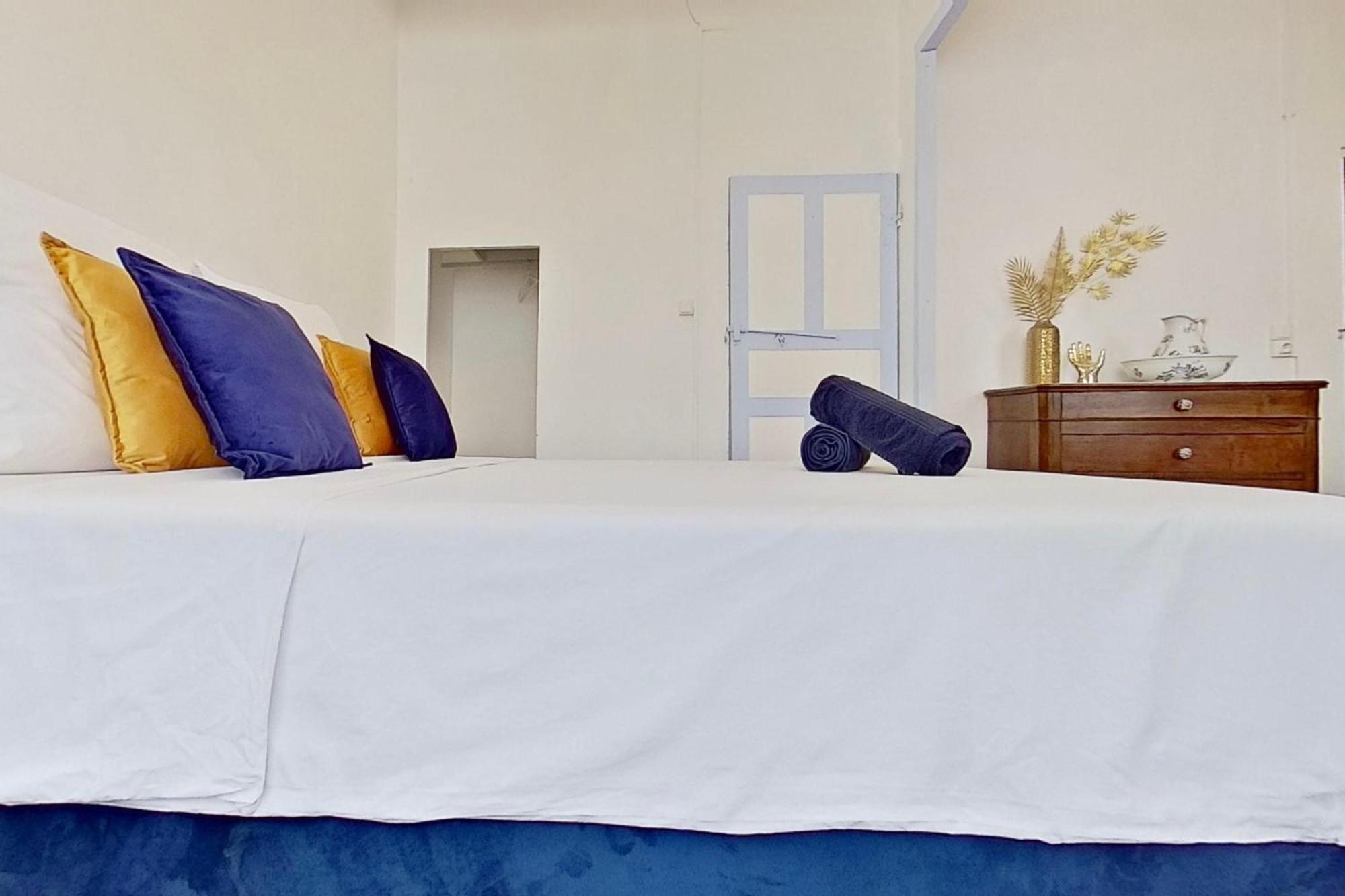 Les 2 Droles D'Oiseaux Bed & Breakfast Luc-sur-Orbieu ภายนอก รูปภาพ