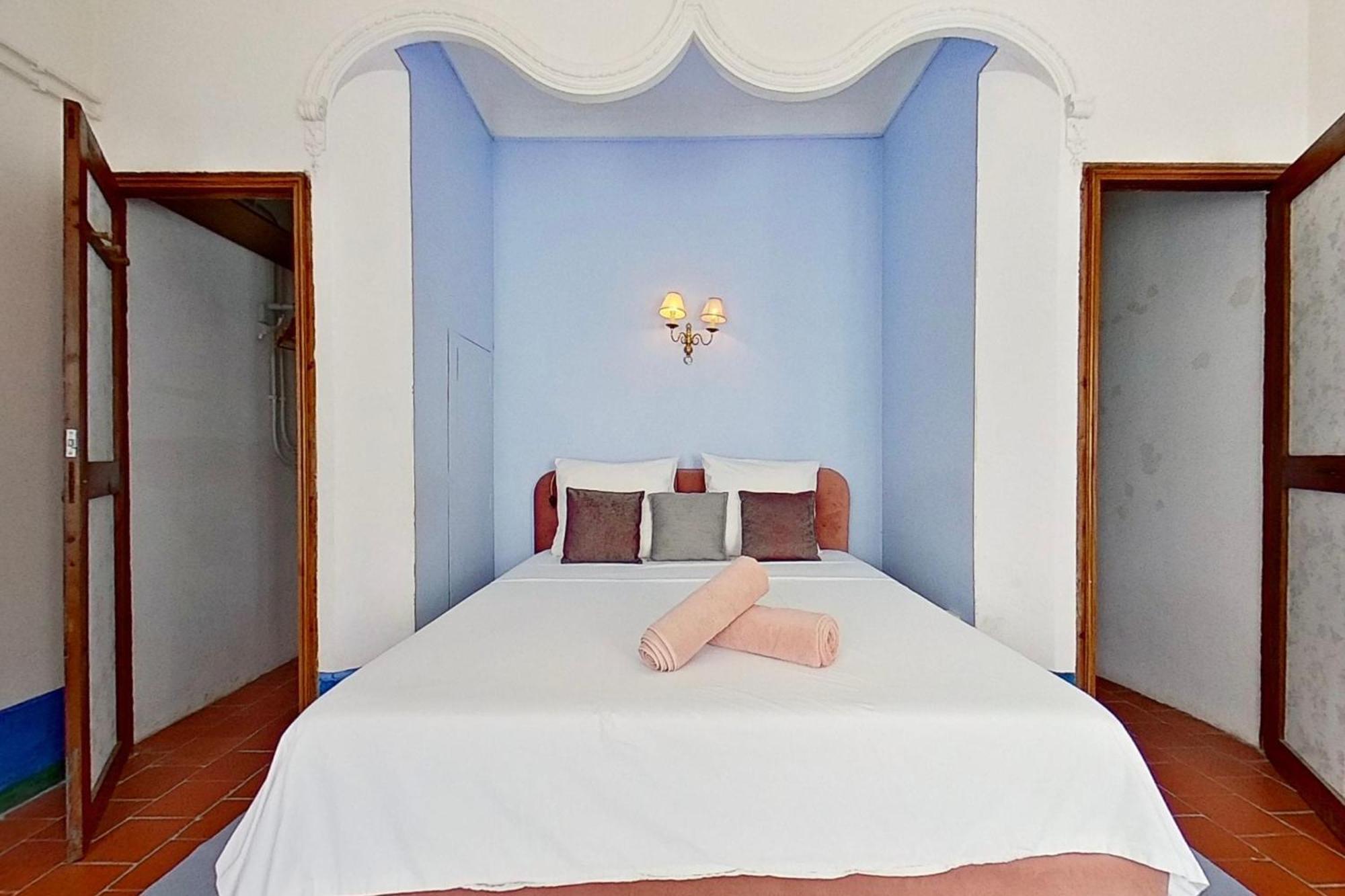 Les 2 Droles D'Oiseaux Bed & Breakfast Luc-sur-Orbieu ภายนอก รูปภาพ